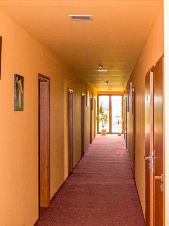Hotel Paola Kutno Bagian luar foto