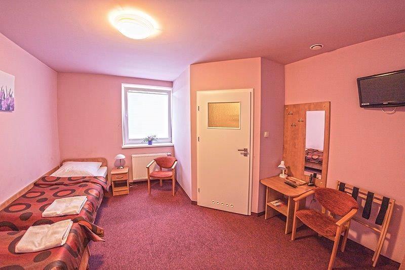 Hotel Paola Kutno Bagian luar foto