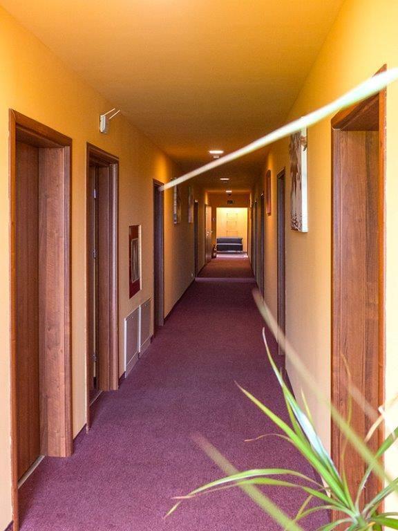 Hotel Paola Kutno Bagian luar foto