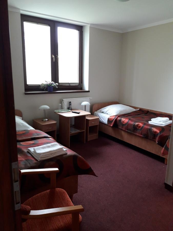 Hotel Paola Kutno Bagian luar foto