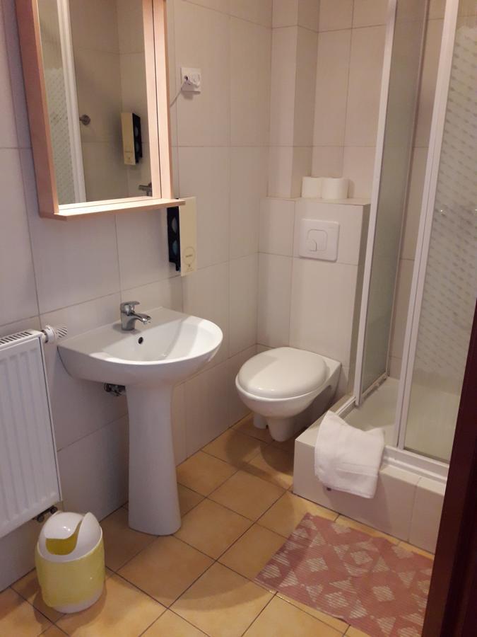Hotel Paola Kutno Bagian luar foto