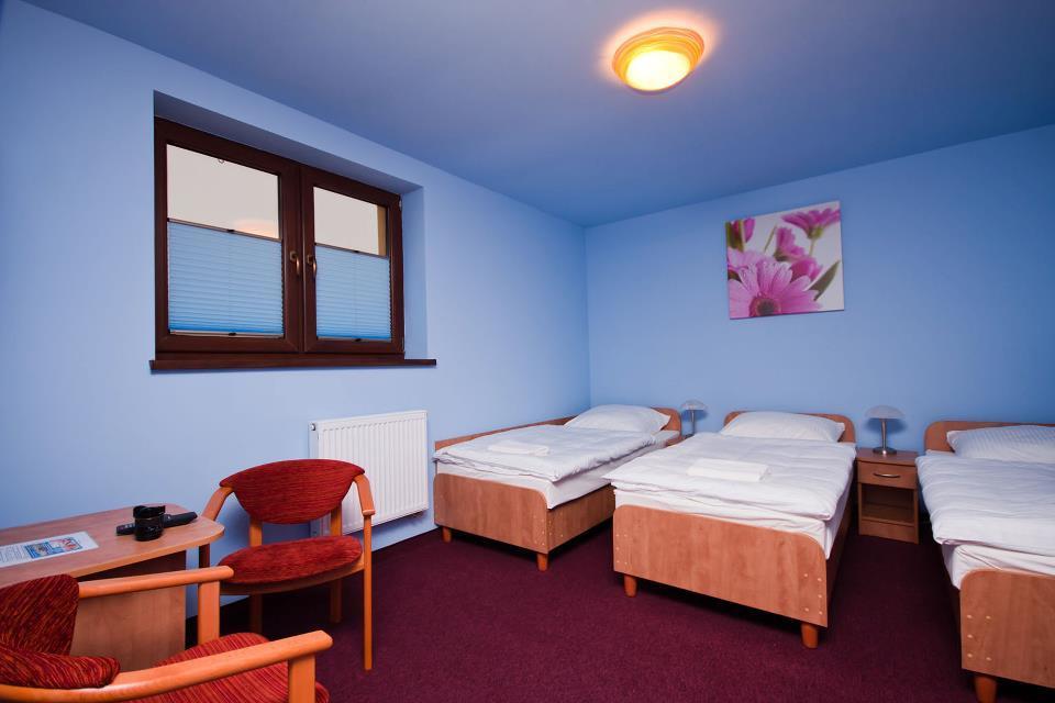 Hotel Paola Kutno Bagian luar foto